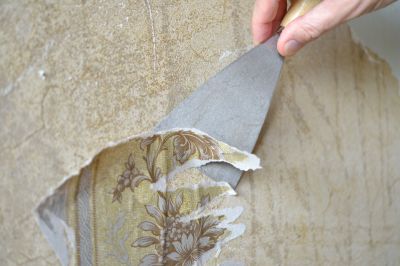 Applying Adhesive to Wallpaper